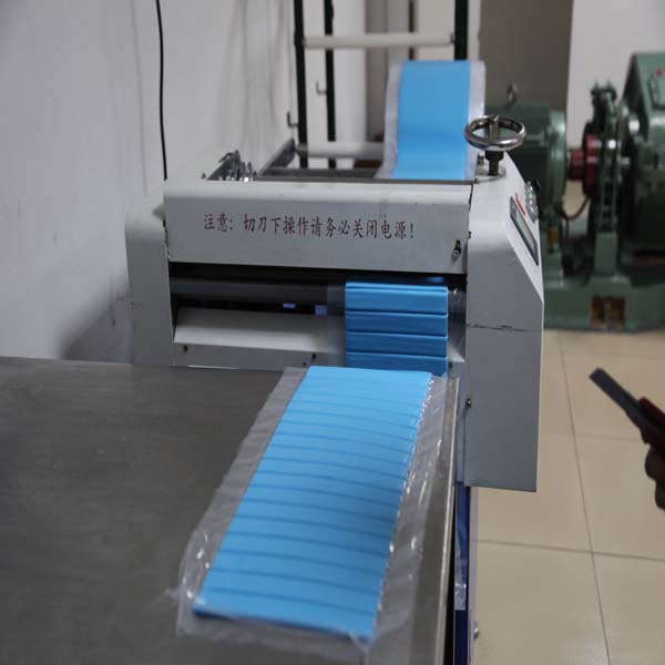 深圳搪膠批發(fā)市場(chǎng)在哪里